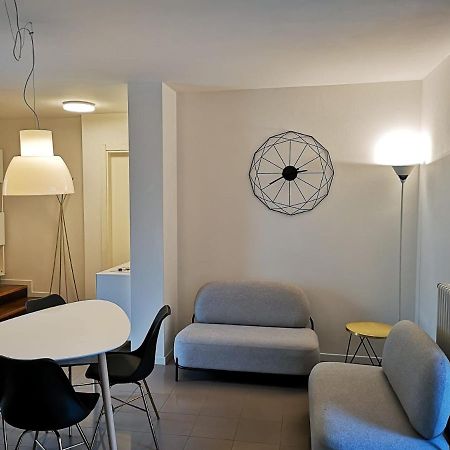 Residence Bmb Gravedona Bagian luar foto